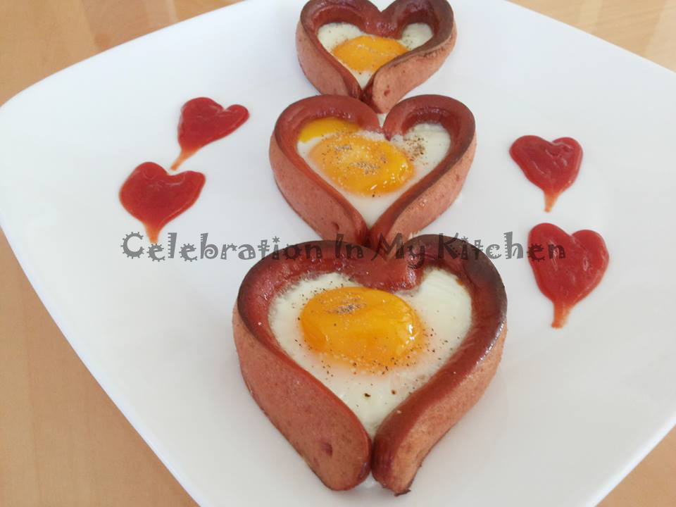 Sausage Egg Hearts 