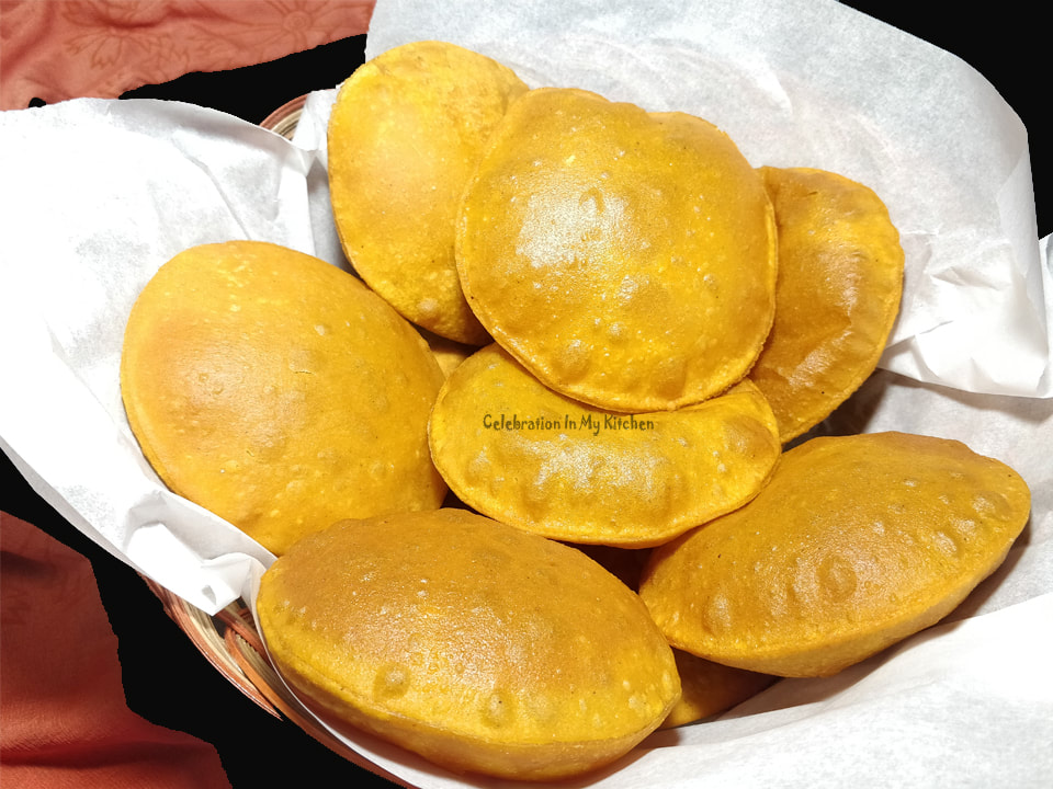 Goan Style Dudhyache Goad Wade (Pumpkin Sweet Pooris)