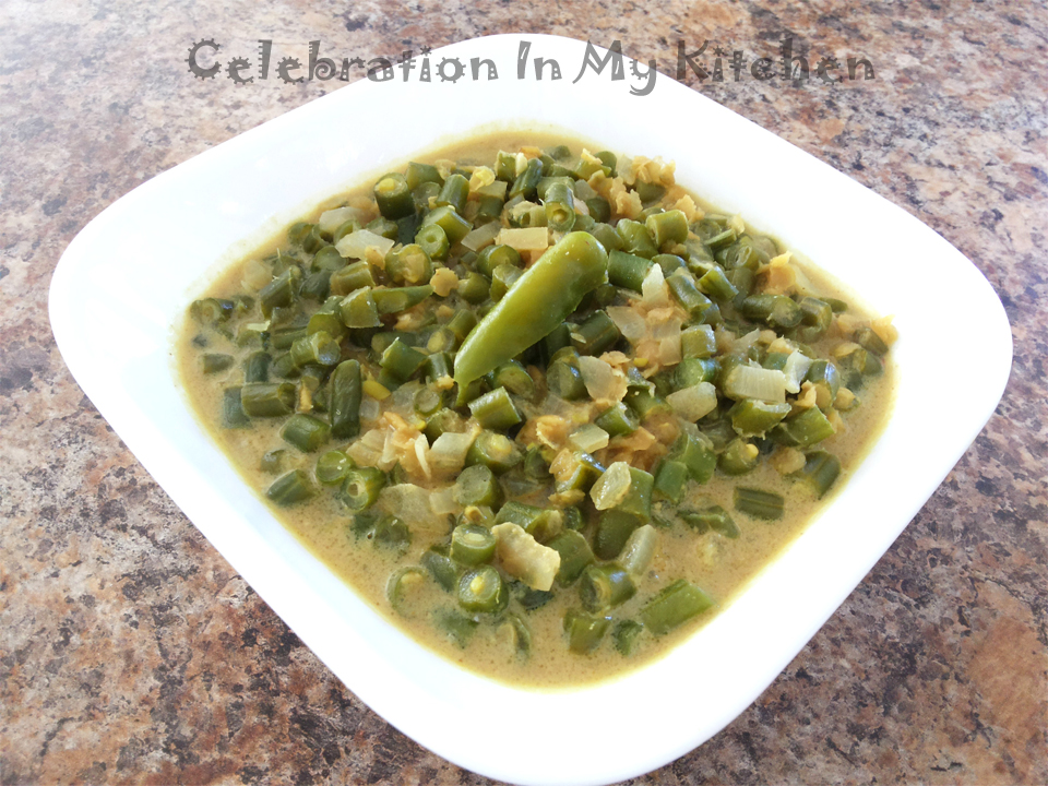 Caldinho De Feijâo Verde (Mild Curry of Green Beans)