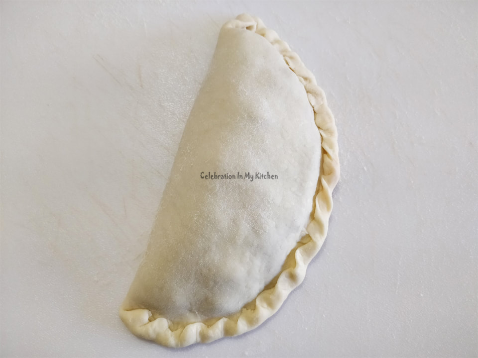 Calzone with Goa Sausages