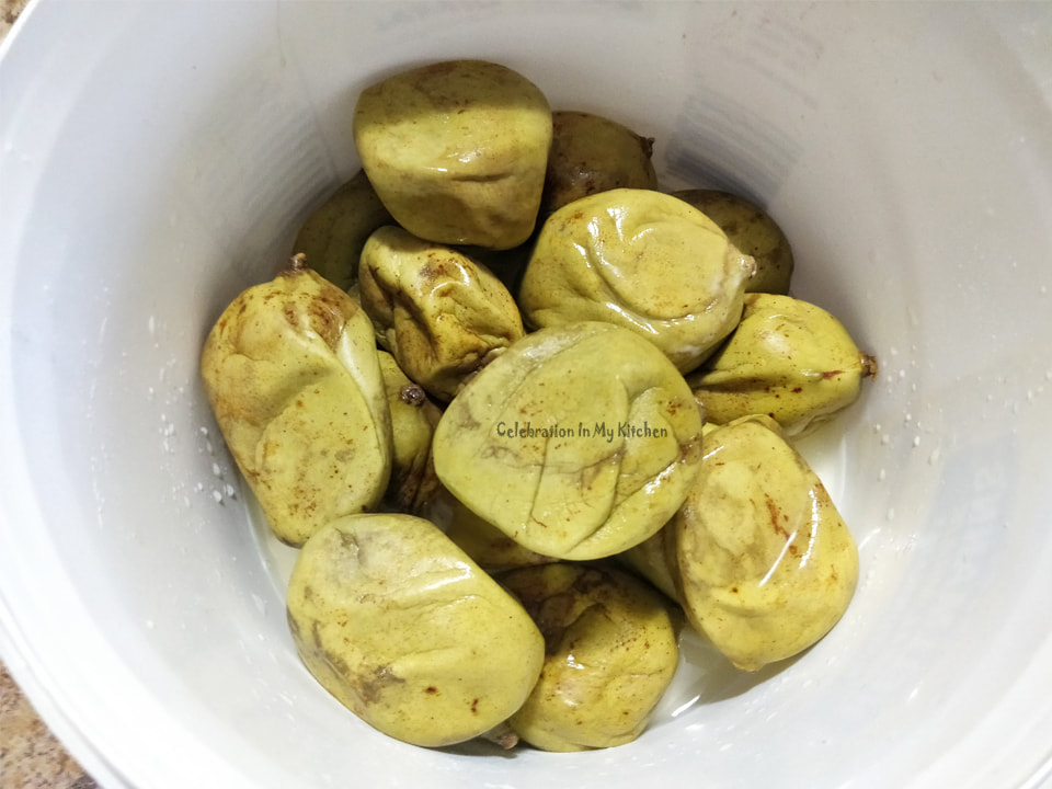 Chepnim Tora (Pressed Mango In Brine)