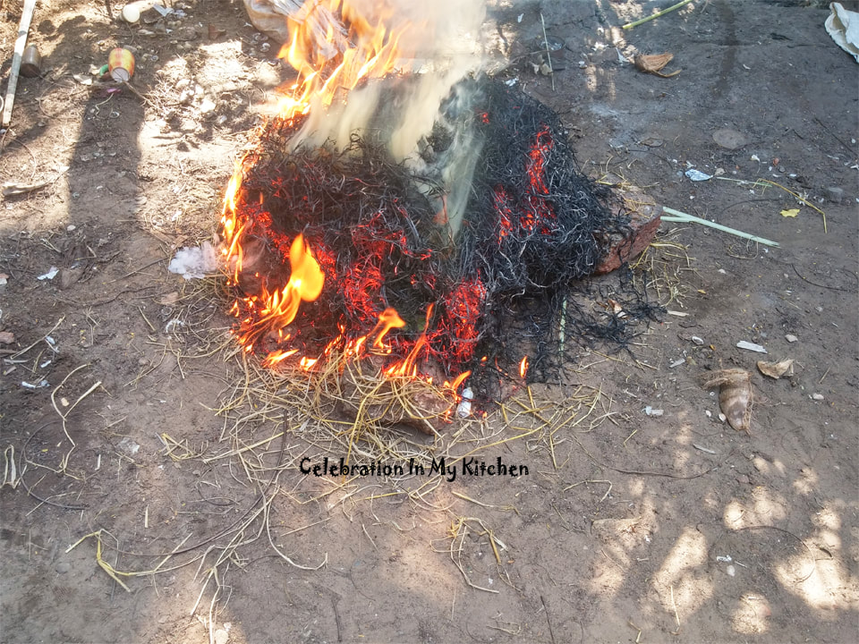 Smoked Mackerels In Hay (Bangde Tonant Bazlele)