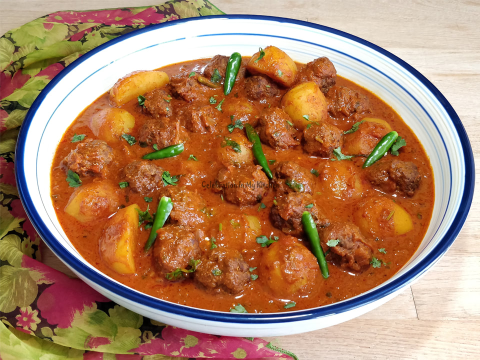 Goan Meatballs In Red Curry